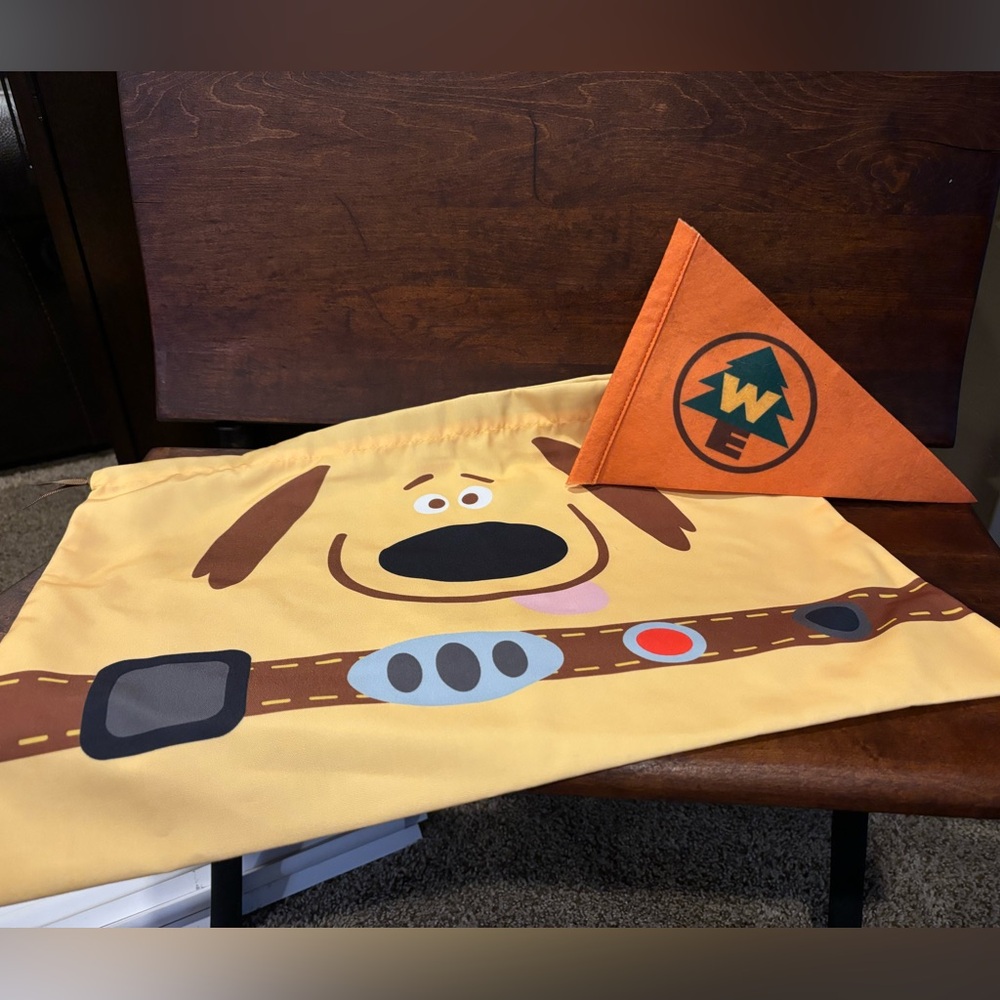 Harveys Dust Bag with Dug from Up & Wilderness Flag